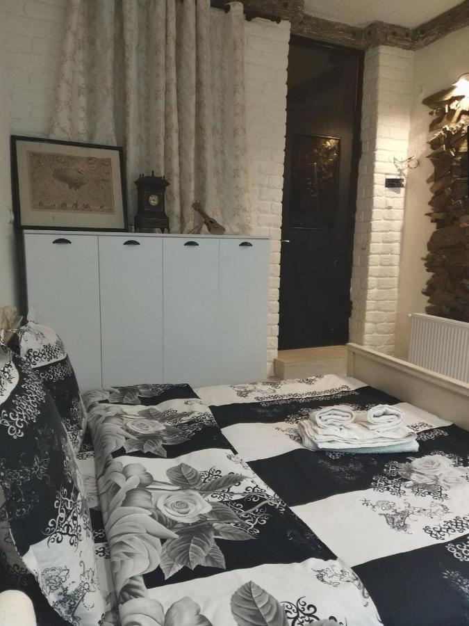 4 Chocolate Apartments In Old Тбилиси Екстериор снимка