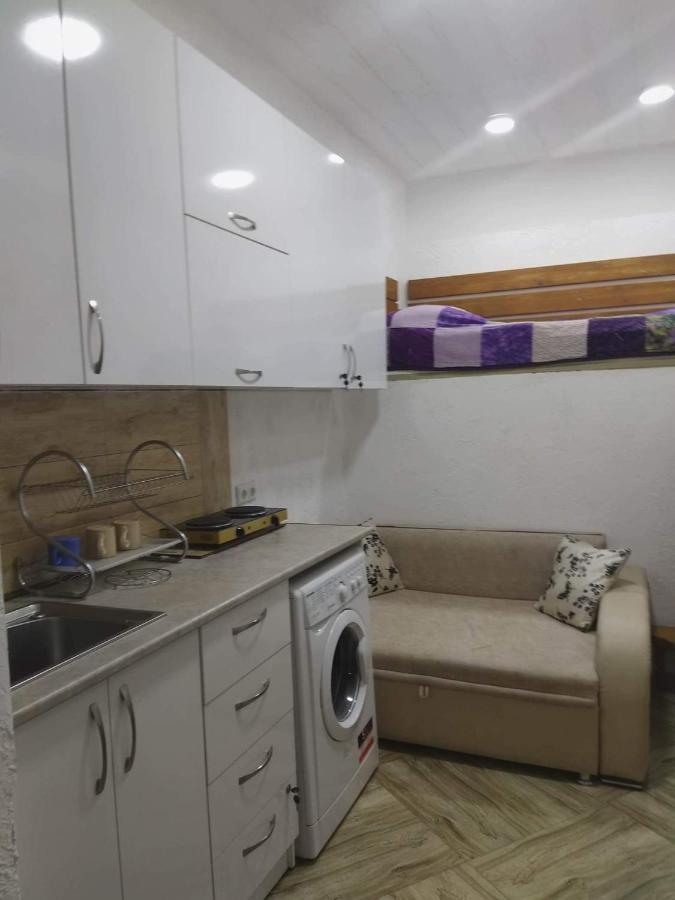 4 Chocolate Apartments In Old Тбилиси Екстериор снимка