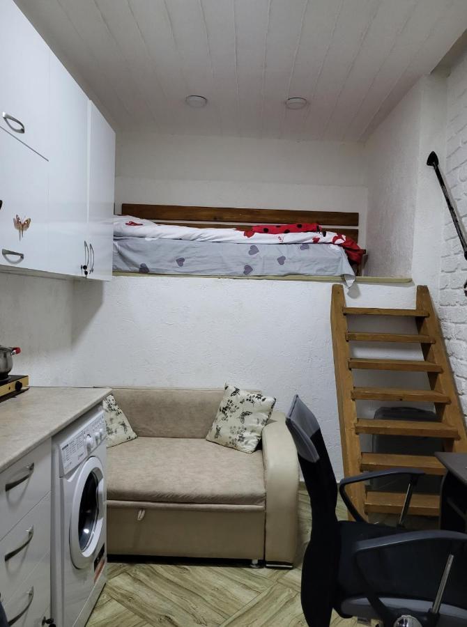 4 Chocolate Apartments In Old Тбилиси Екстериор снимка