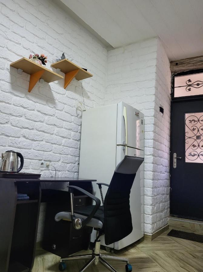 4 Chocolate Apartments In Old Тбилиси Екстериор снимка